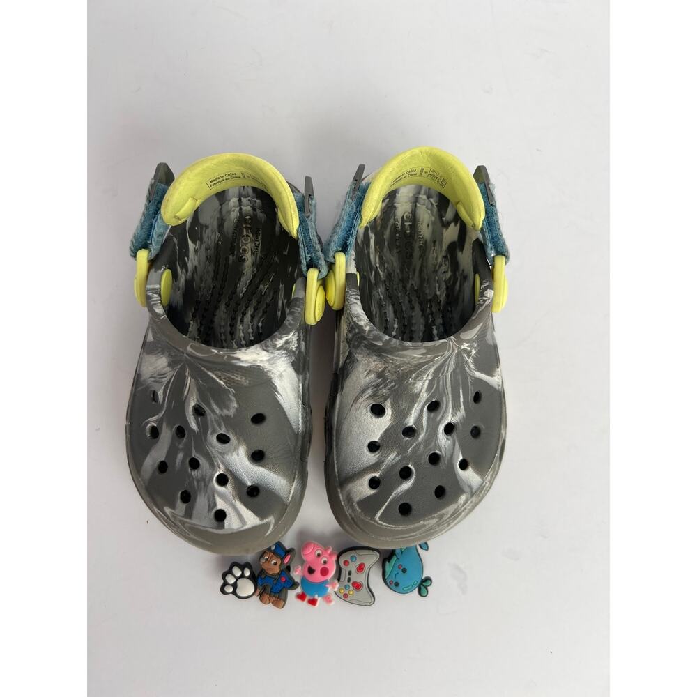 Crocs Kids Classic All Terrain Marbled Slate Grey Clogs Size C8 + Jibbitz Charms